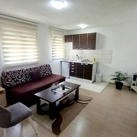 Apartments Platz Μόσταρ Εξωτερικό φωτογραφία