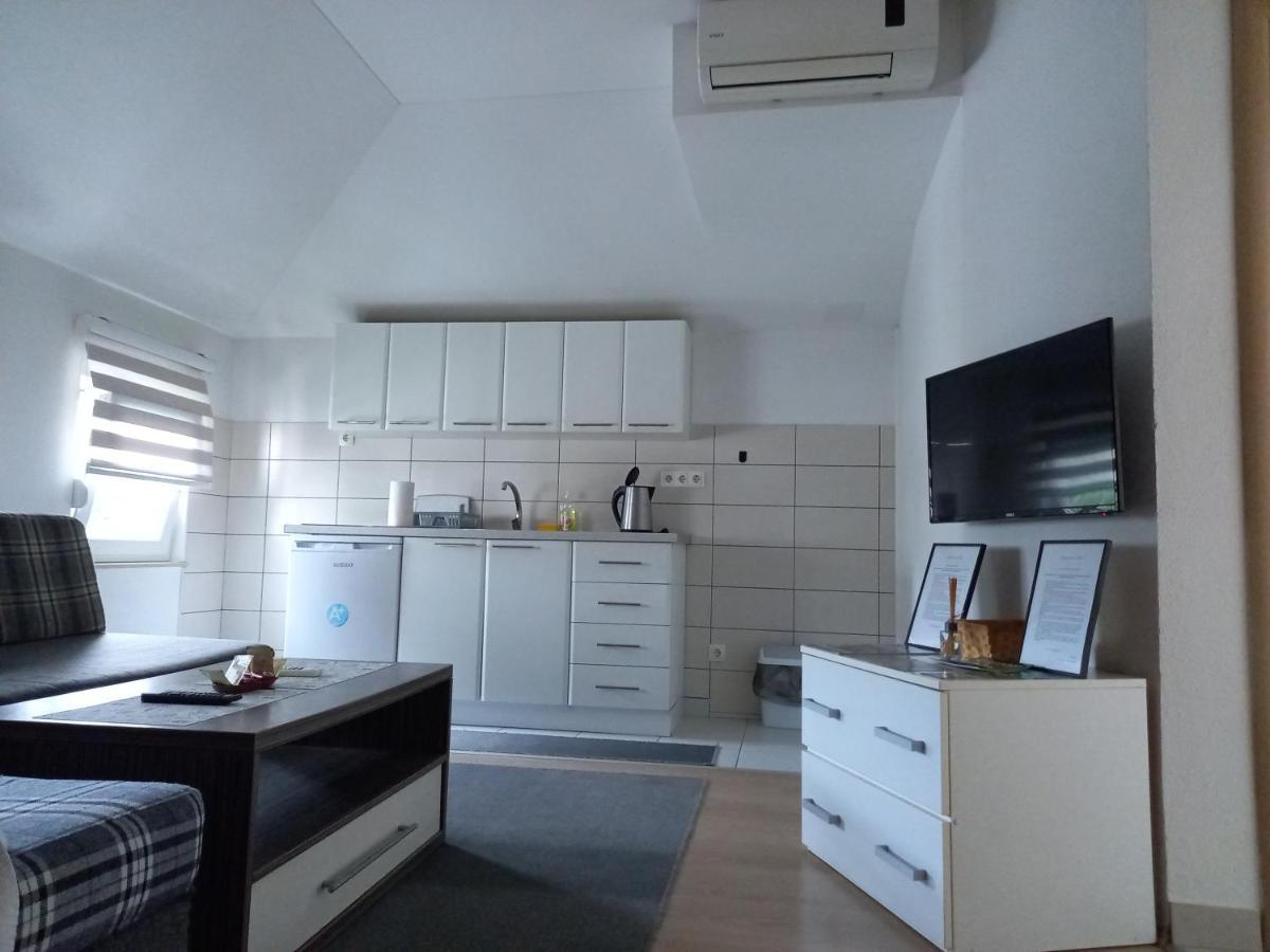 Apartments Platz Μόσταρ Εξωτερικό φωτογραφία