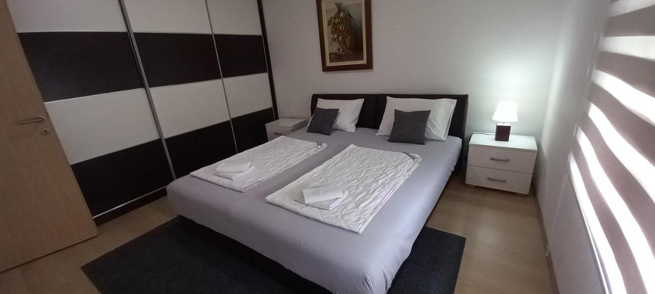 Apartments Platz Μόσταρ Εξωτερικό φωτογραφία