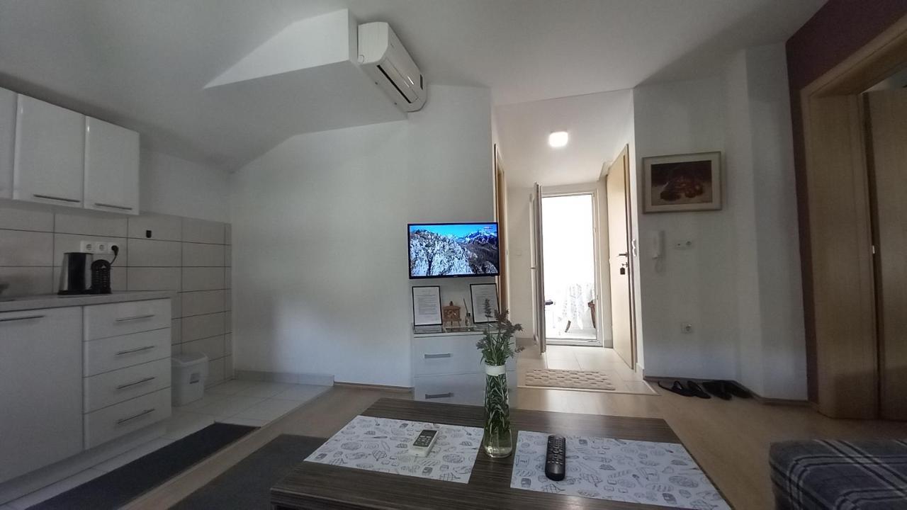 Apartments Platz Μόσταρ Εξωτερικό φωτογραφία