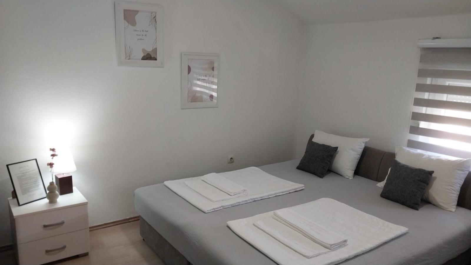 Apartments Platz Μόσταρ Εξωτερικό φωτογραφία
