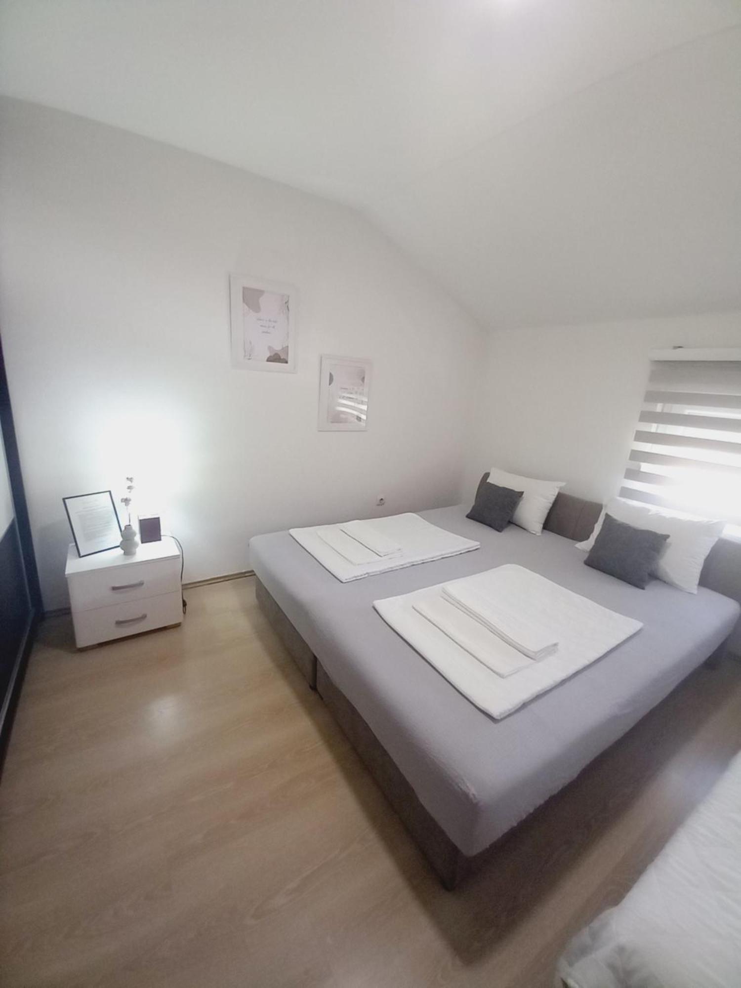 Apartments Platz Μόσταρ Δωμάτιο φωτογραφία