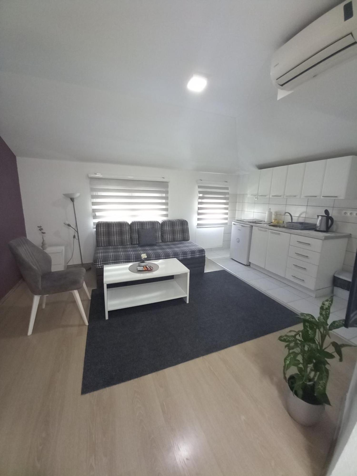 Apartments Platz Μόσταρ Εξωτερικό φωτογραφία